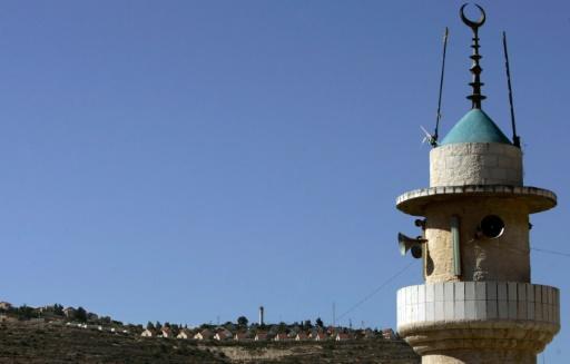 Imams’ Mosques will not Apply Israeli Bill to Silence Calls to Prayer