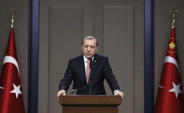Erdogan: We Have Evidence That US-led Coalition is Supporting Terrorist Groups