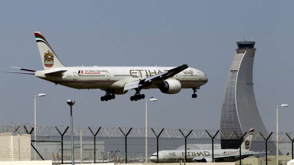 UAE Etihad Airways, German Lufthansa Conclude Partnership Agreement