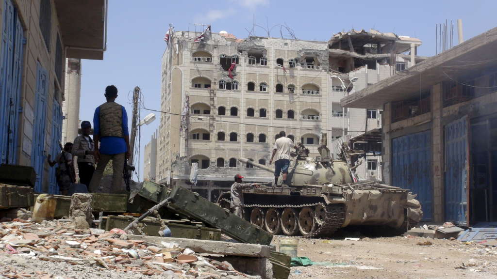 Insurgency in Sanaa Presents “War Government”