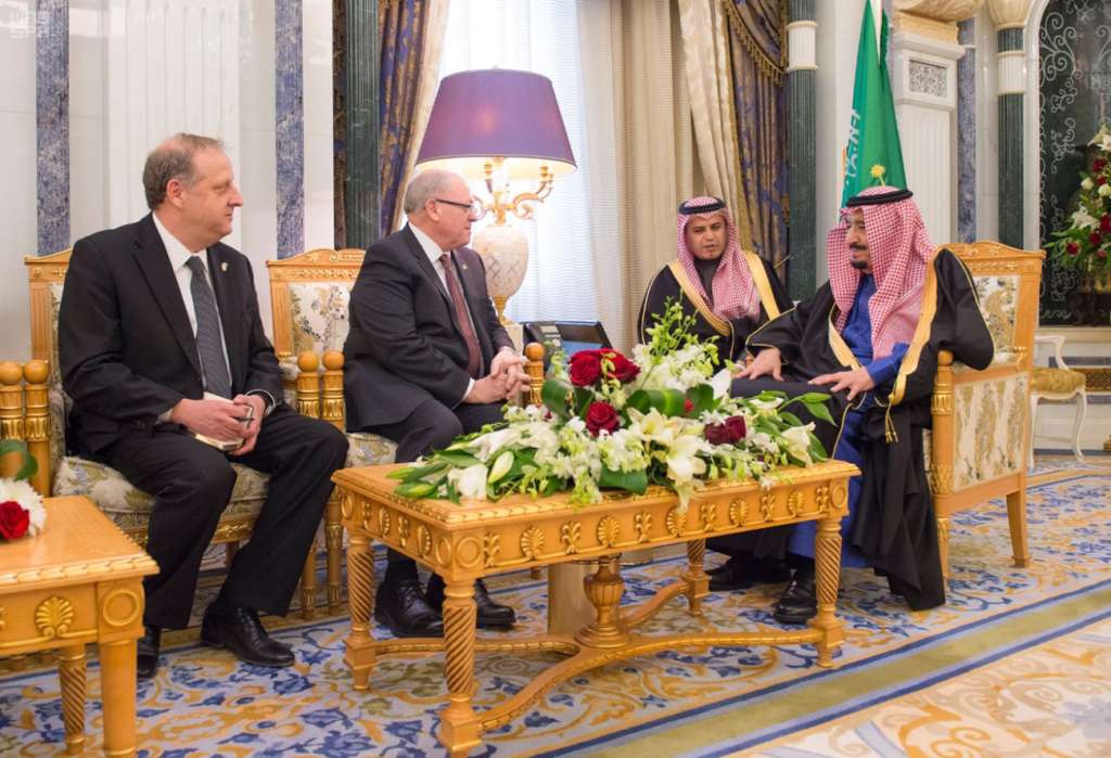 Speaker of Canadian Senate Lauds Saudi Role in Achieving Regional Peace