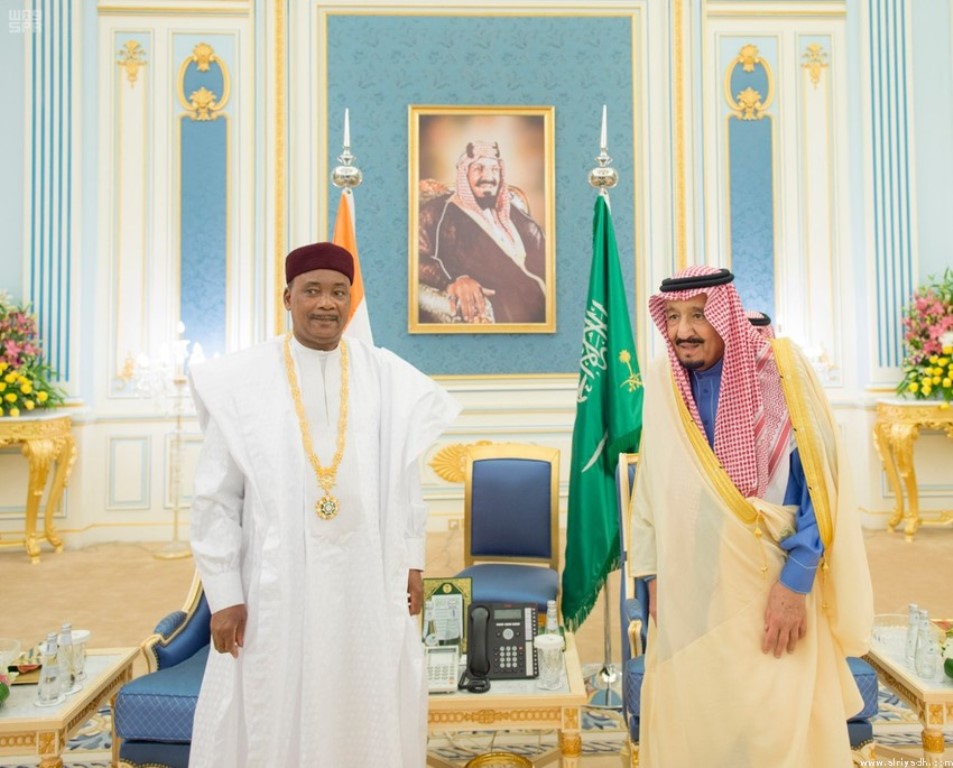 King Salman Receives President of Niger