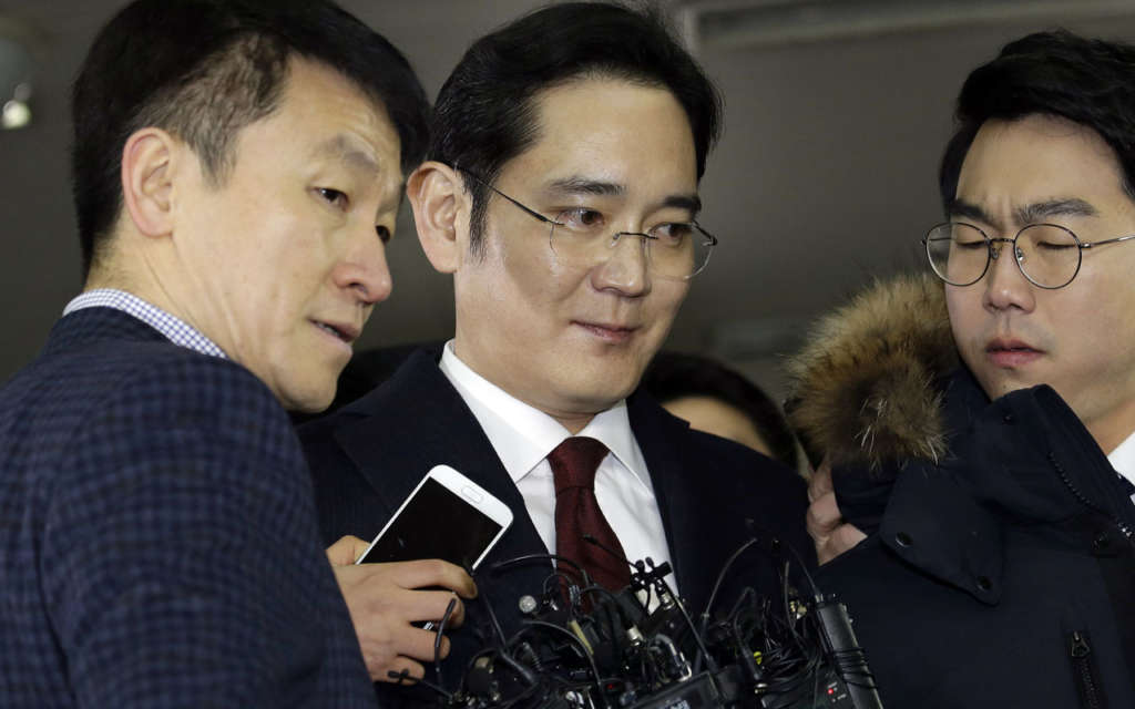 Samsung Heir Faces Arrest in Political Corruption Scandal