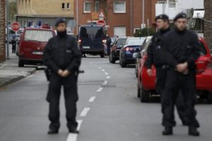 German police investigate residential building where arrested suspects linked to Paris attacks are thought to live in Alsdorf