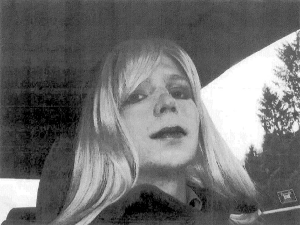 Obama Shortens Sentence of WikiLeaker Manning, More Clemency Coming