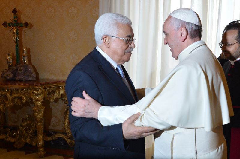 Abbas Meets Pope, Says U.S. Embassy Move would Hurt Peace