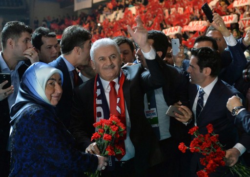PM Seeks Votes for ‘Strong’ Turkey in April Referendum