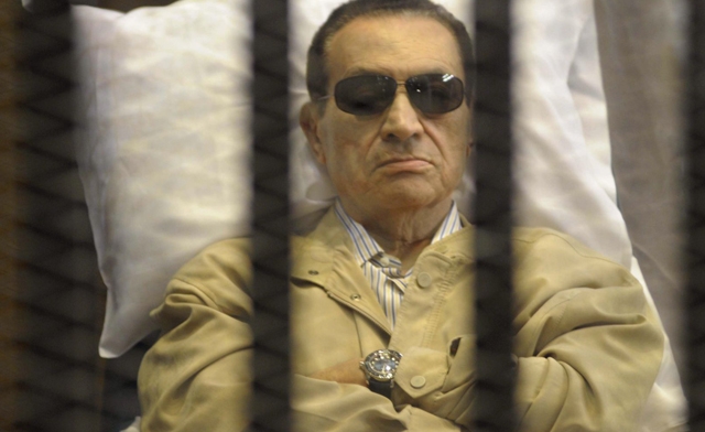 Egyptian Court Acquits Mubarak’s Aides