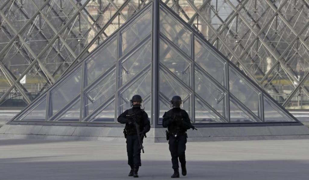 Egypt’s Ministry of Interior Confirms Louvre Attack Suspect Is Egyptian