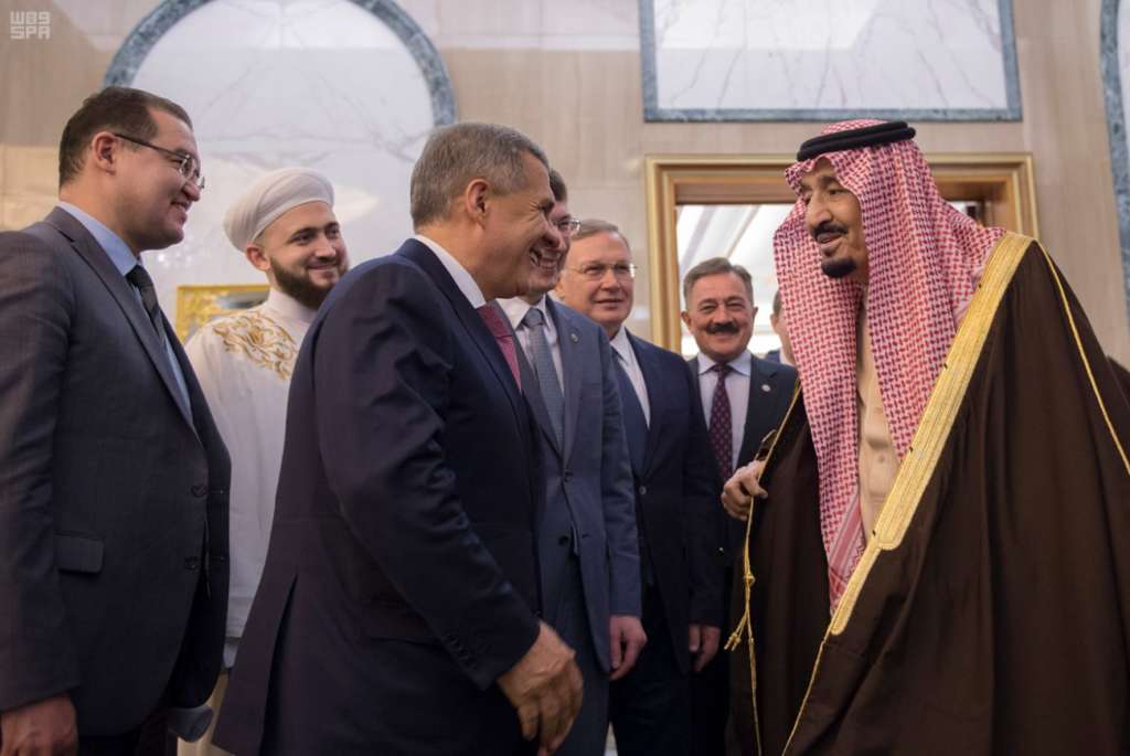 King Salman Discusses Means of Cooperation with President of Tatarstan