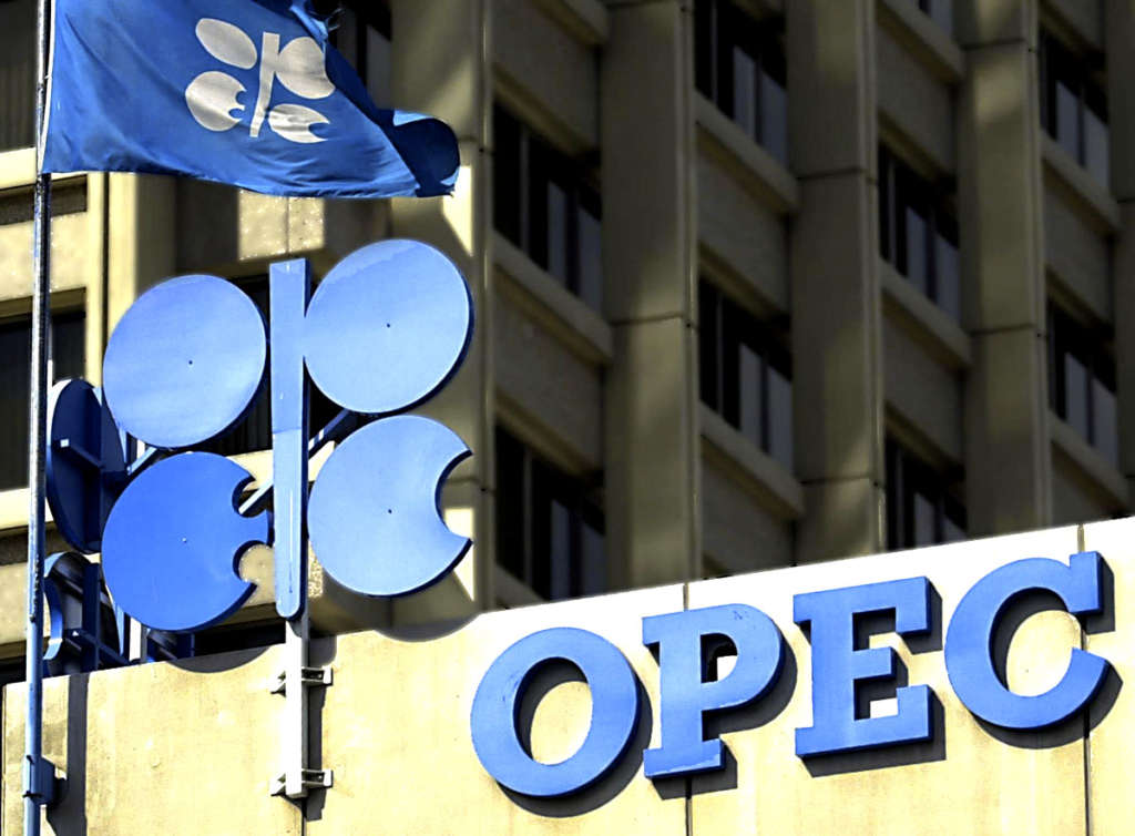 Yergin: ‘Saudi Arabia Led OPEC Members in Complying with Production Cuts’