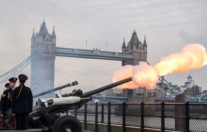 Members of the Honourable Artillery Company fire a 62 round royal gun salute from the Gun Wharf outside the Tower of London near Tower Bridge to mark the anniversary of Queen Elizabeth II's accession to the throne, London, 6 February, 2017. Photo: CHRIS J RATCLIFFE / AFP