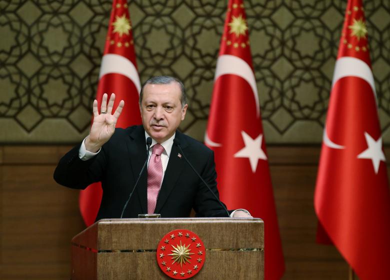 Turkey Sets April 16 for Key Constitutional Referendum