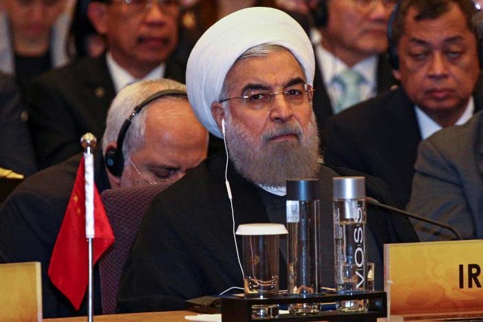 Rouhani Carries ‘Warning’ and ‘Good News’ to Kuwait