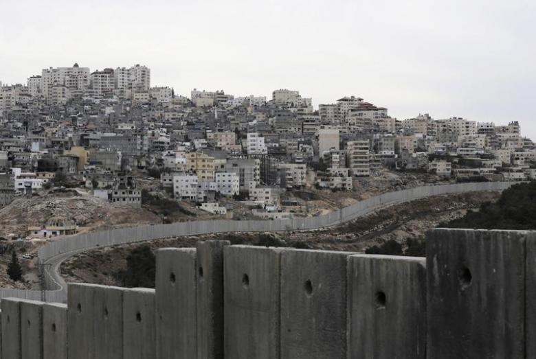Israel to Build Wall with Gaza, Expects Hamas to Wage War