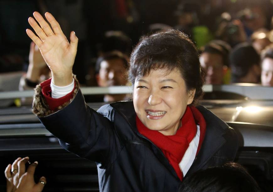 Two Dead after Court Kicks S.Korea President out of Office