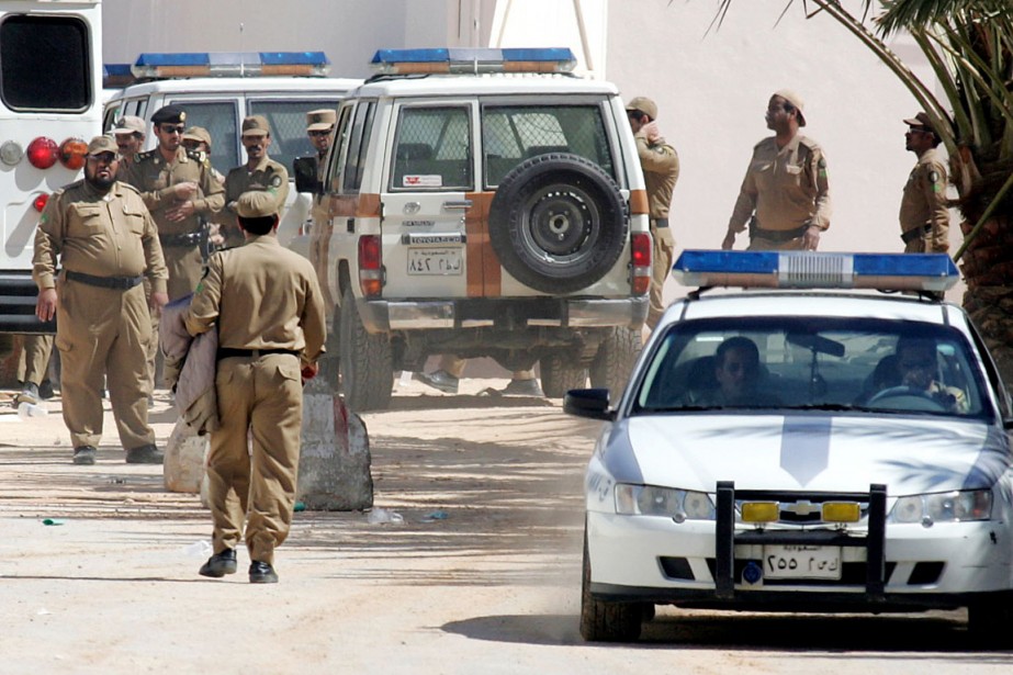 Saudi Security Forces Kill Two Gunmen in Raid