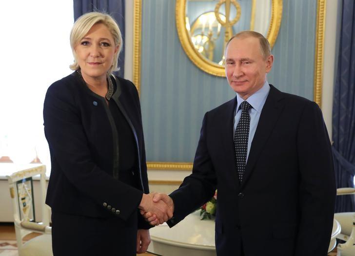 Far Right Leader Le Pen Meets Russia’s Putin, Criticizes Upholding Sanctions