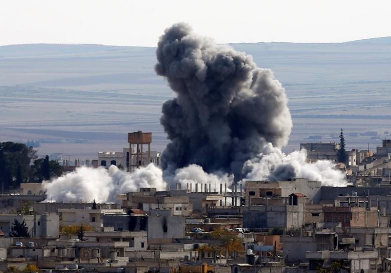 Russian Air Strikes Likely Responsible for Death of 11 Civilians in Central Syria