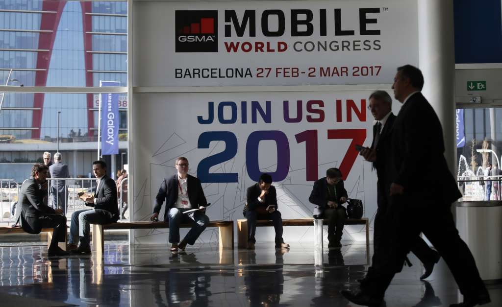 New Technologies Fascinate Visitors of Mobile World Congress