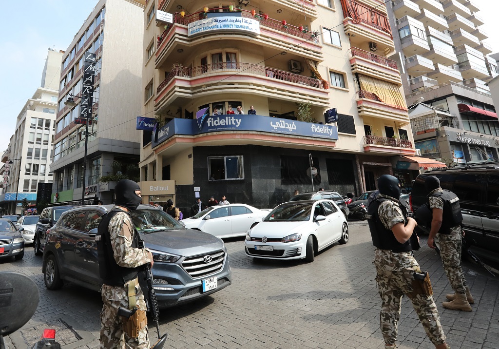 Lebanon: Raids Against Financial Institutions on Suspicion of Sending ‘Huge Sums’ to ISIS
