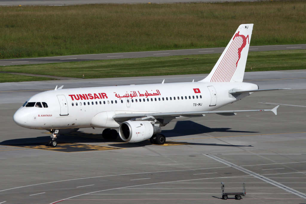 Tunisair Suspends All flights over Worker Row, Apologizes to Passengers