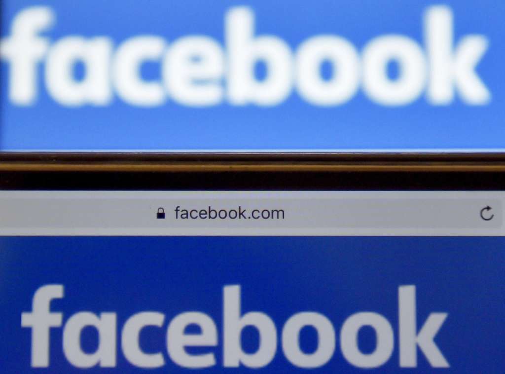 Facebook Roots Out 30,000 Fake France Accounts before Election