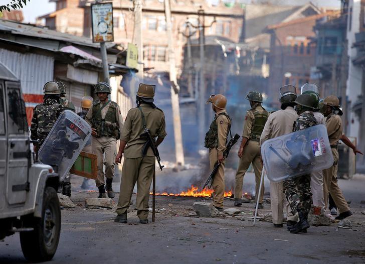 Government Forces Clash with Protesters in India’s Kashmir