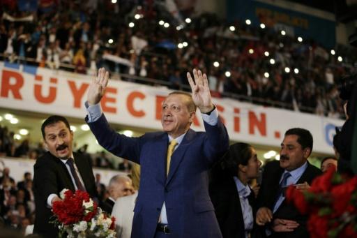Erdogan Steps into 2nd Term Heading AKP with Promises to Uphold Security, Fend off Terrorism
