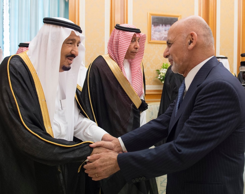 King Salman Discusses Bilateral Issues with Afghan President