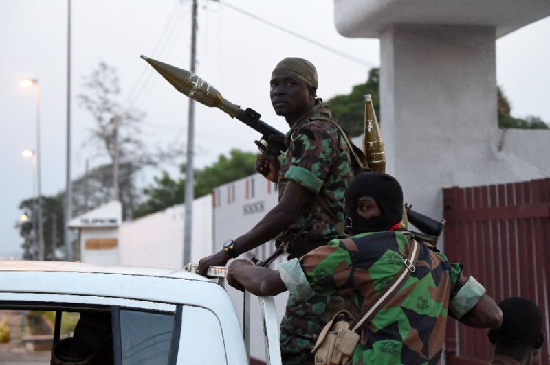 Ivory Coast Soldiers Revolt over Bonuses despite Apology to President