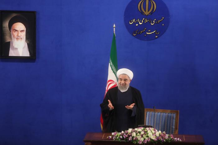 Rouhani Flirts with Iranian Revolutionary Guards
