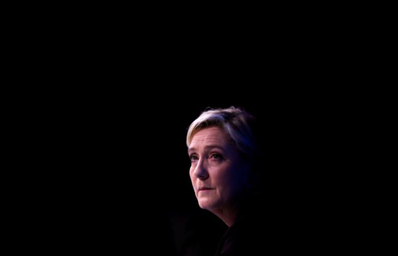 Le Pen Deliberately Lifts Part of Fillon Speech to Win over Conservatives