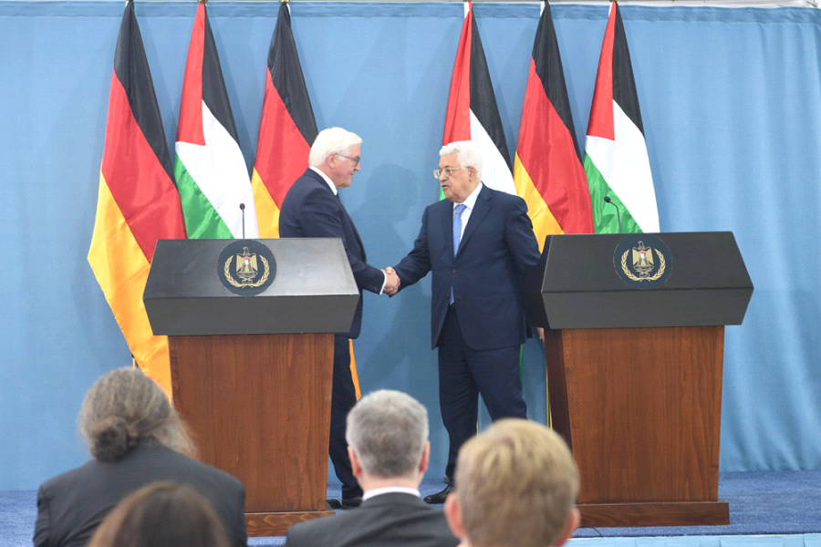 Abbas Ready to Meet with Netanyahu under US Auspices