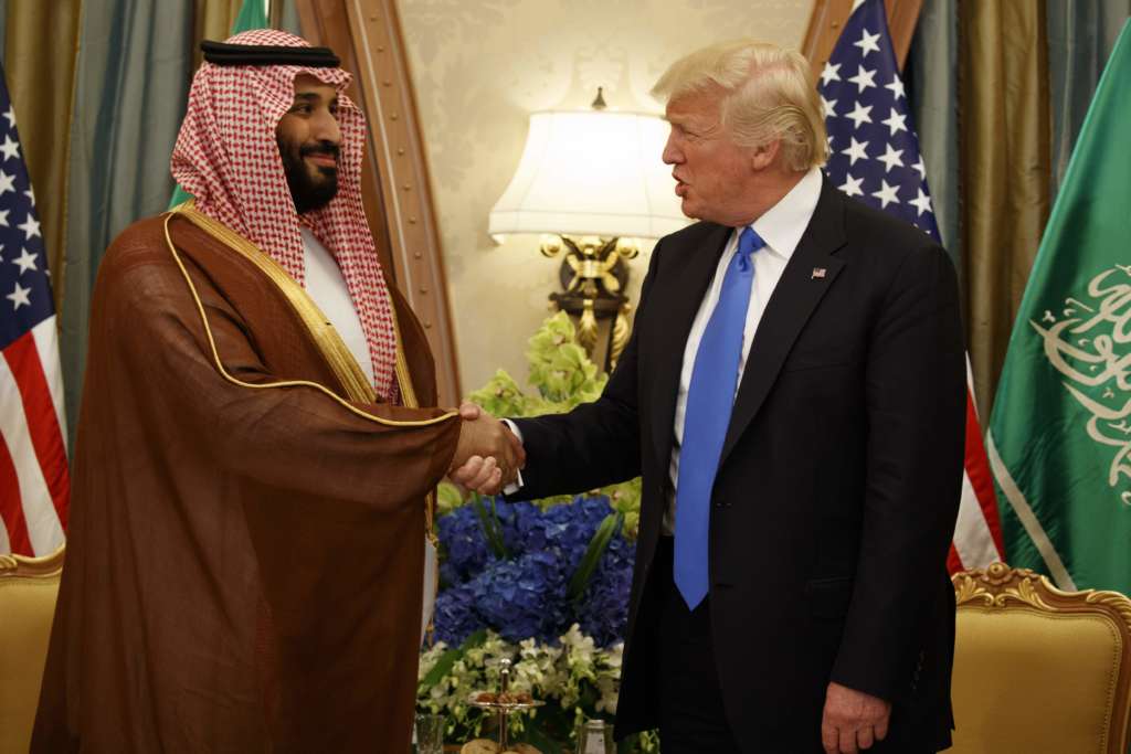 Trump Describes Meeting with King Salman, Signing Agreements as ‘Great’