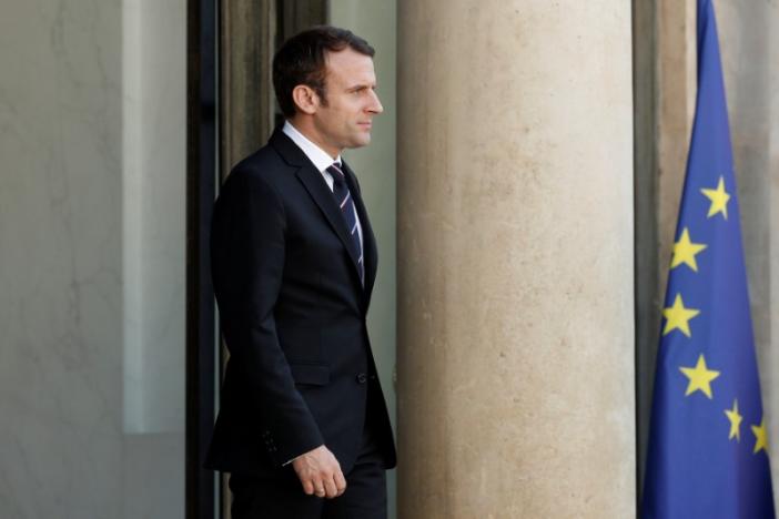 France’s Macron Unveils Government with Mix of Political Hues