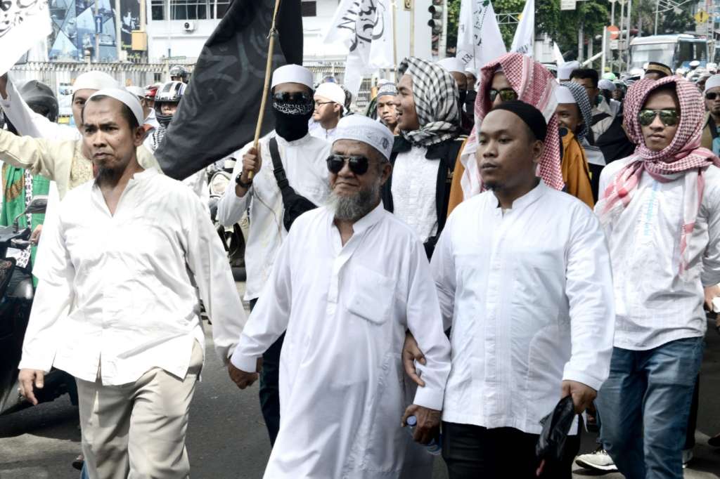 Rise of Hard-liners Alarms Moderates in Indonesia