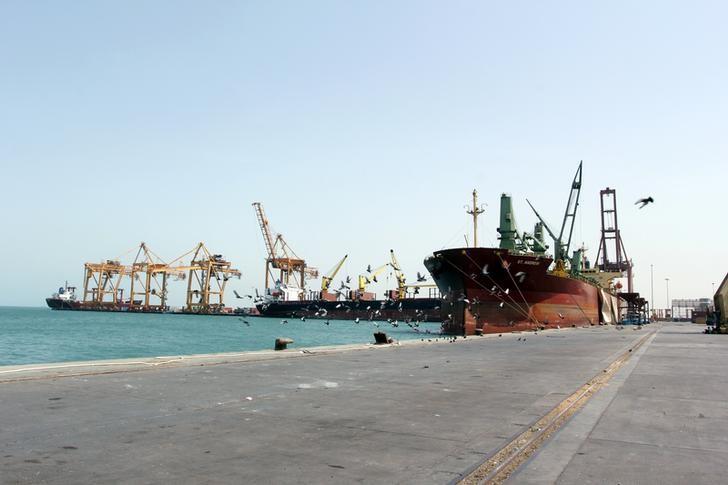 Yemeni PM: Arms Trafficking via Hodeidah Port Continues