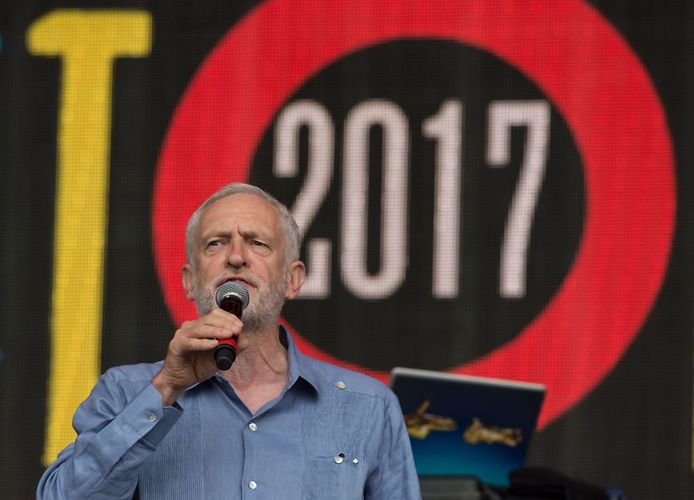 UK Labour Party Leader Pushes for Early General Elections