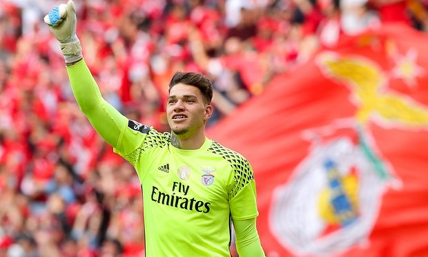 Ederson Arrives at Manchester City with Reputation for Big Boot, Sharp Stopping