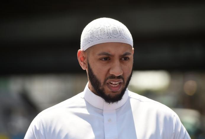 Imam of London Mosque Ramming ‘Saves’ Attacker from Angry Victims
