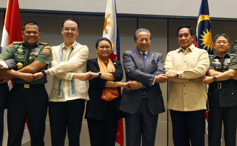 Philippines, Indonesia, Malaysia Agree to ‘Cooperate against Extremists’