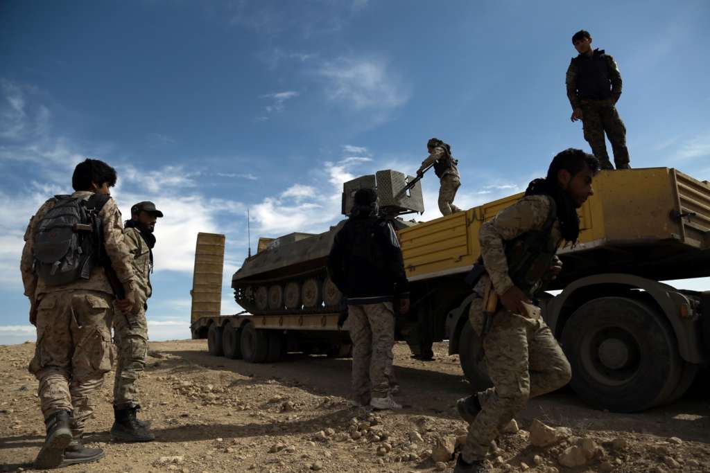 More Civilians Flee Syria’s Raqqa as Battle Looms