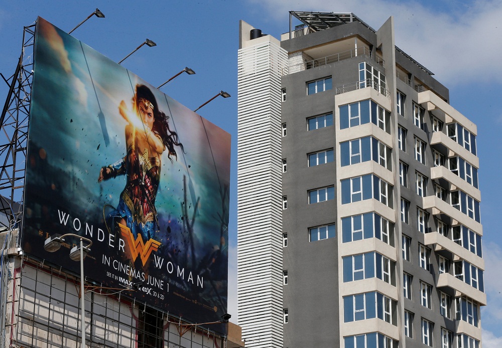 Lebanon Bans ‘Wonder Woman’ over Israeli Actress