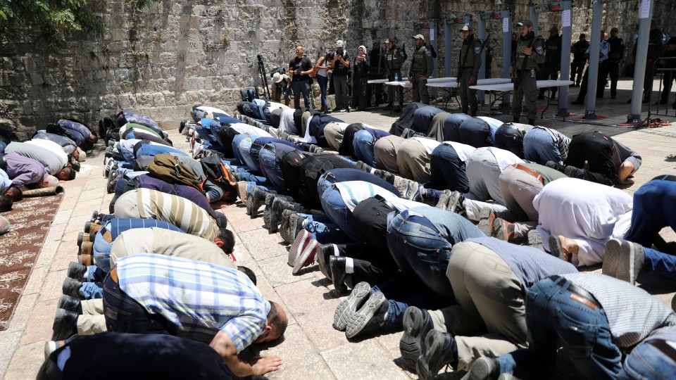 Palestinian Sources: Efforts to Re-open Al Aqsa Mosque