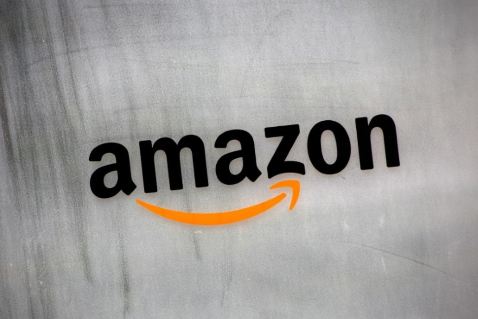 Amazon Invades Chat World to Compete with WhatsApp
