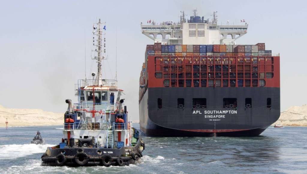 Qatari Ships Barred from Suez Canal Economic Zone