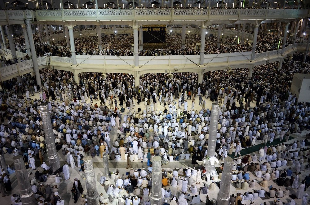 First of Iranian Hajj Pilgrims Arrive in Saudi Arabia