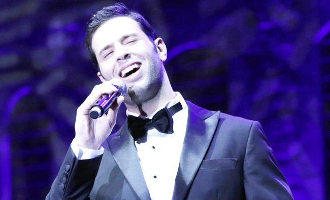 Omar Kamal Opens Lebanon’s Beiteddine Festival with Palestinian Flair