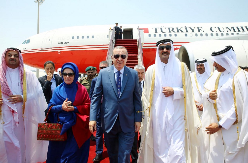 Erdogan Ends Gulf Tour without Making Progress in Resolving Qatar Crisis
